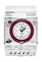 Электромеханический таймер Grasslin Talento 211